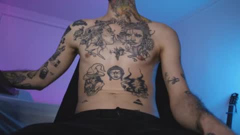 Snapshot of hatsumotokyoto chatting on October 17, 6:39 am More content   2   online show from October 17, 6:39 am