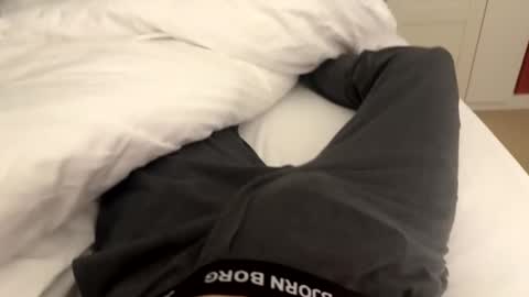 hazzah20 online show from February 24, 7:33 am