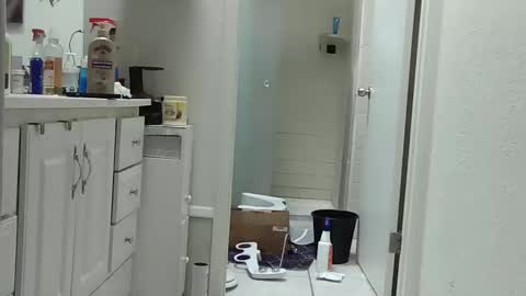 HE Black online show from November 28, 9:38 pm