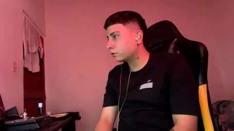 Andy online show from December 22, 6:27 pm