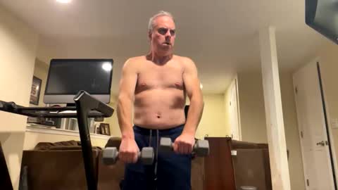 Snapshot of henderson7575 chatting on October 30, 11:17 pm henderson7575 online show from October 30, 11:17 pm