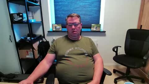 henrikrp1971 online show from April 11, 10:08 am