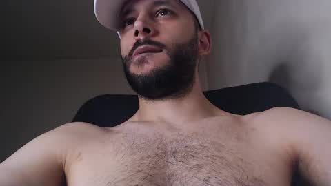 HenryAxe online show from June 5, 2:12 pm