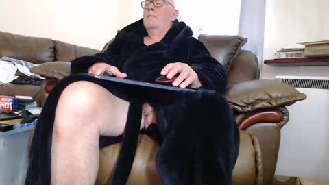 henryjxxx online show from September 10, 9:41 am