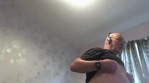 mature online show from January 30, 10:19 am