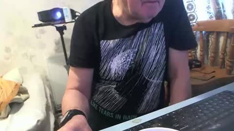 mature online show from November 25, 8:38 am