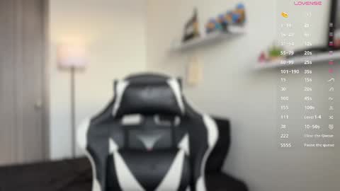 hey_cesard online show from October 3, 9:20 pm