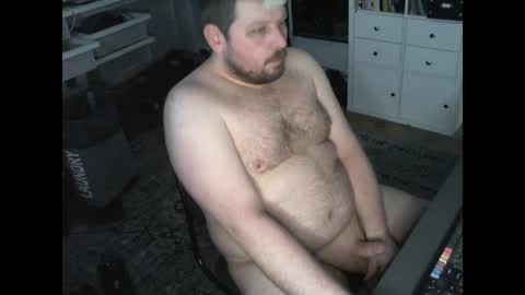 Snapshot of hipguy91 chatting on January 28, 11:17 pm hipguy91 online show from January 28, 11:17 pm