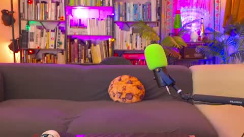 HipsterTrash Clark one half of Task Manager online show from June 17, 11:45 am