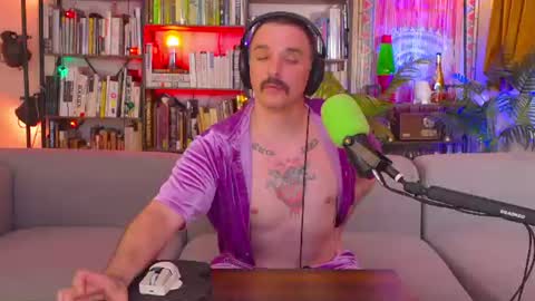 HipsterTrash Clark one half of Task Manager online show from June 20, 2:00 pm