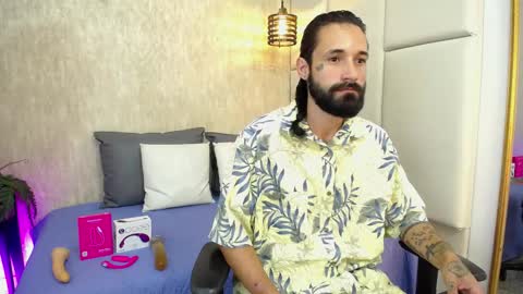 Hisoka online show from March 17, 7:49 pm