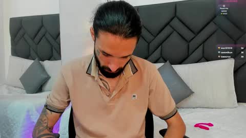 Hisoka online show from April 18, 7:07 pm