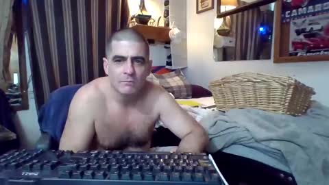 hoglegg99384194 online show from December 25, 10:48 pm