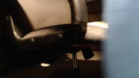 hogrider06 online show from September 10, 12:37 pm