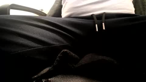 hoiiand48482 online show from December 11, 9:21 am