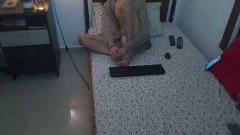 Holofernes45gil online show from November 27, 7:01 am