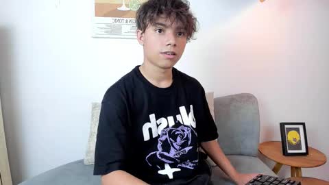 honeymoon_sariel online show from February 19, 7:43 pm