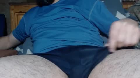 Snapshot of hoottshark chatting on February 5, 1:26 am Adam online show from February 5, 1:26 am