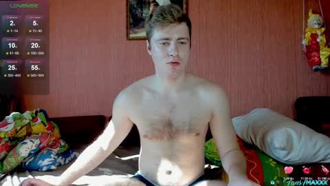 Max online show from November 1, 9:35 am