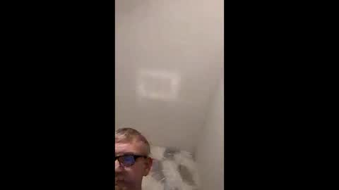 HawkTuah online show from December 19, 11:45 pm