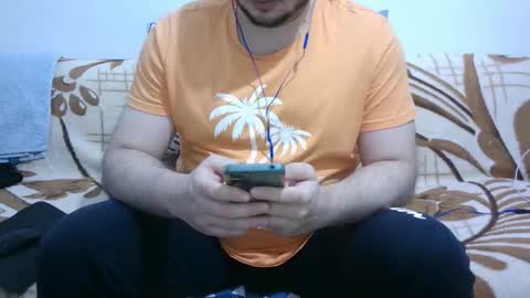 hornymonkey991 online show from March 1, 1:16 am