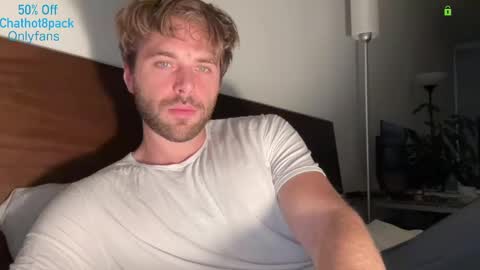 Edward aka Wolf online show from November 3, 10:22 pm