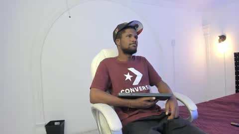 hot_alphax online show from February 13, 12:00 pm