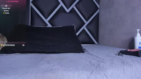 hot boy 04 online show from October 3, 5:29 pm