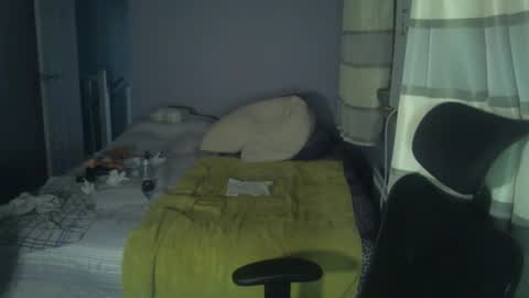 hotboyron online show from February 27, 11:15 pm