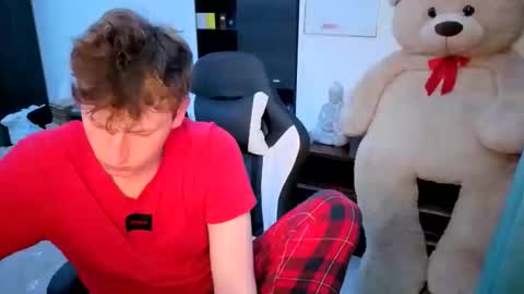 Hotboyshorny online show from May 23, 5:29 pm