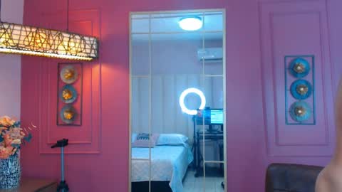 Hussain   aaron and Ekko online show from April 8, 7:33 pm