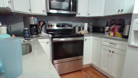 hotdog1124 online show from October 8, 11:36 am