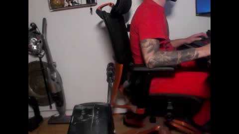 Snapshot of hotkinkytat chatting on February 27, 2:19 am hotkinkytat online show from February 27, 2:19 am