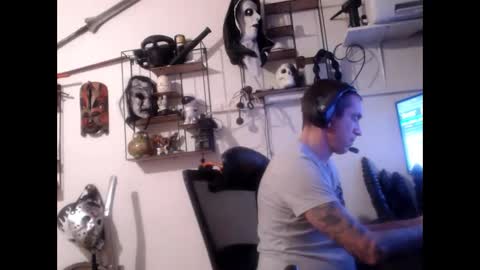 Snapshot of hotkinkytat chatting on February 20, 12:08 am hotkinkytat online show from February 20, 12:08 am