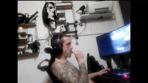 Snapshot of hotkinkytat chatting on January 1, 5:01 am hotkinkytat online show from January 1, 5:01 am