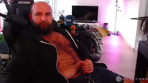 Hotokkar online show from February 17, 3:00 pm