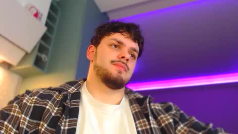 Snapshot of hotpolishsausage chatting on September 30, 3:12 am Jason online show from September 30, 3:12 am