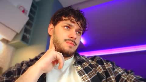 Jason online show from December 20, 1:24 am