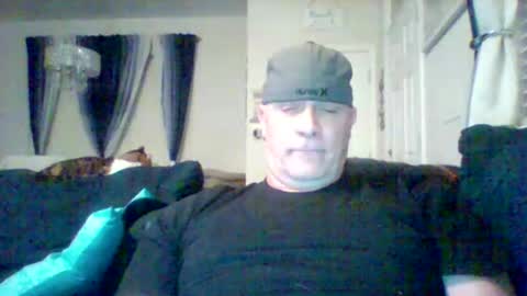 hotyummycock69 online show from January 13, 3:44 am