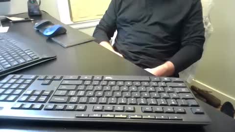 hoverday online show from March 12, 2:41 am