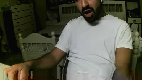 hugeveiny online show from November 6, 5:27 pm