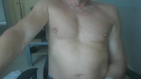 hundeleine online show from October 6, 6:29 am