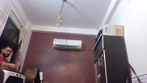 hunkster102 online show from May 23, 1:16 pm