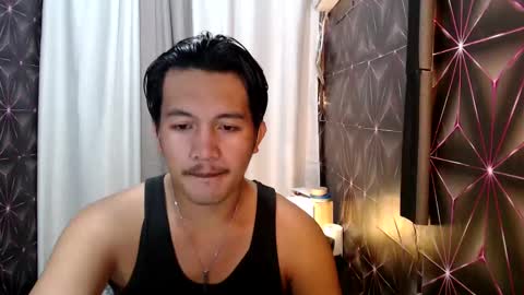 hunkylloyd online show from February 6, 1:43 pm