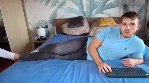 Hunter Bridges online show from October 23, 1:25 pm