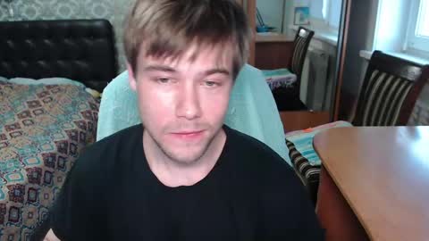 Tom online show from May 3, 12:52 pm