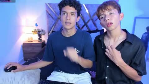 Son Hyunjin online show from November 13, 6:23 pm