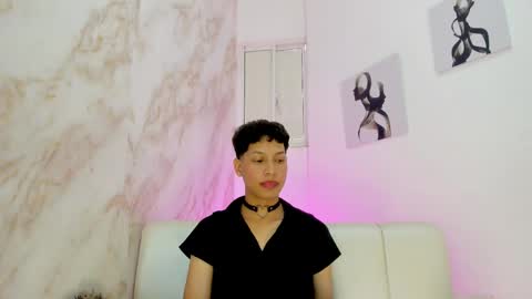 iamgigy online show from May 12, 3:53 pm