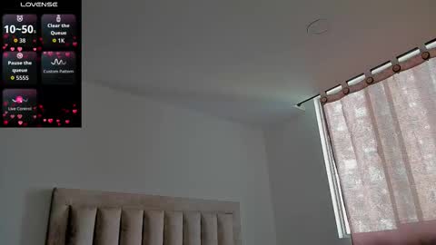 Juliiiiian online show from March 20, 1:04 pm