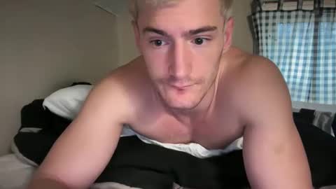 iamtommyparker online show from November 9, 8:02 pm